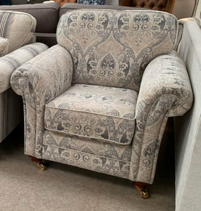 Royal fabric Armchair