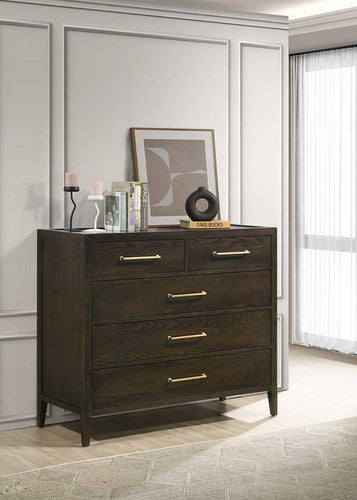 Hampshire tall chest