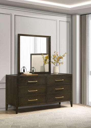 Hampshire wide chest