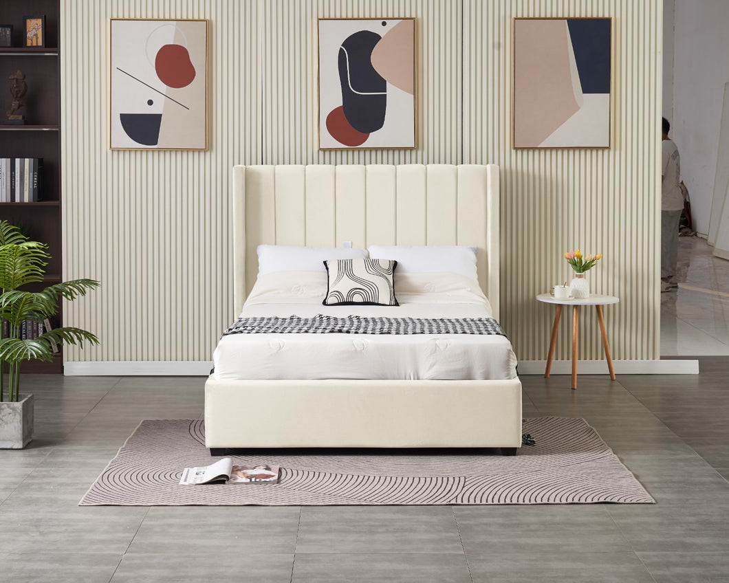 4’6 Kildare fabric bed in cream