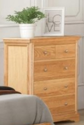 Vancouver tall chest in oak