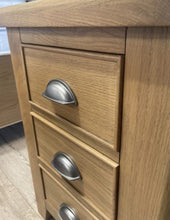Load image into Gallery viewer, Aylesbury bedside locker