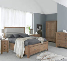 Load image into Gallery viewer, Aylesbury Wide Chest