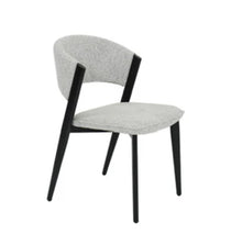 Load image into Gallery viewer, Fusion dining table