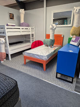 Load image into Gallery viewer, Kids Alpaca Stool